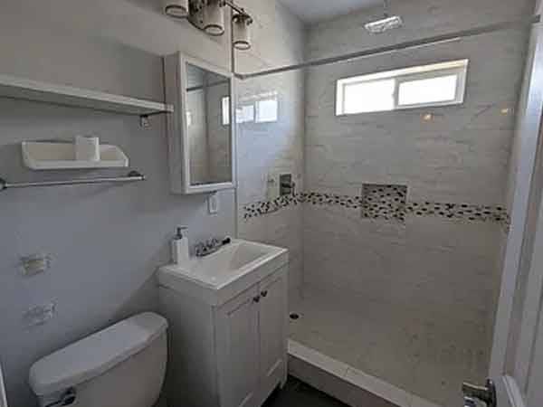 $750 / 2br - 676ft2 - -*-*Remodeled/updated 2 bed, 1 bath house! (Phoenix, AZ)64024823217026124
