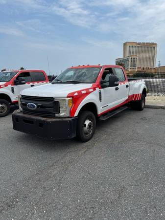 2017 Ford F350 6.7L Diésel 4x4 Cabina Doble de Gran Longitud DRW - $15,000 (Brooklyn)63614795855361121