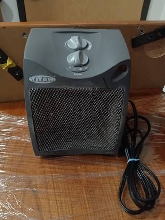 Calefactor espaciador Titan usado con termostato - $16 (foster city)63439985512321121