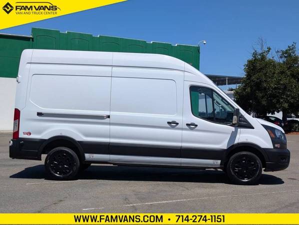 2022 Ford E-Transit 350 Long - Photo 10