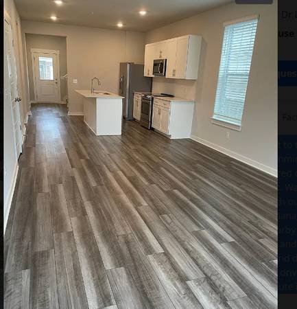 $2045.00 / 3br - 1729ft2 - 2021 Built- 3 bedroom END-UNIT!63924811220355121
