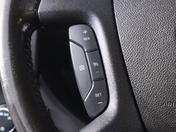 2020 Chevrolet Express - Photo 12
