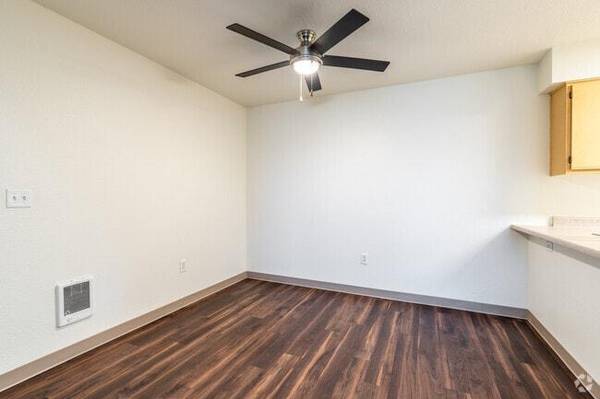 $1,395 / 1br - 767ft2 - Vaulted Ceilings*, Energy-Efficient Dishwashers, Clubhouse (West Eugene - Bethel)63977275791875124
