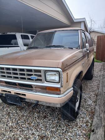 1986 Ford Bronco 2 project 1