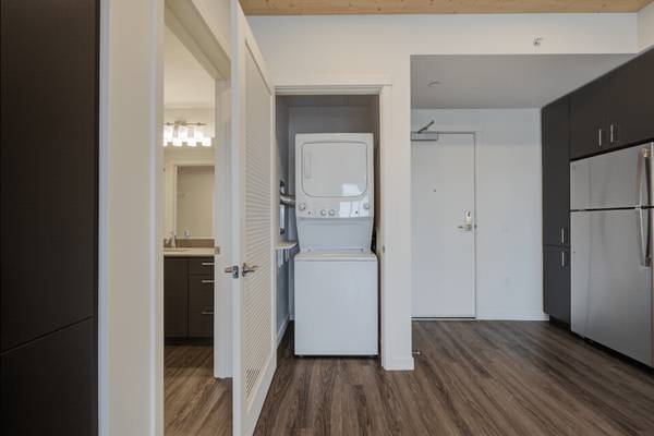 $1,899 / 2br - Get Them Before They are Gone! (Hillsboro)63831772058755124