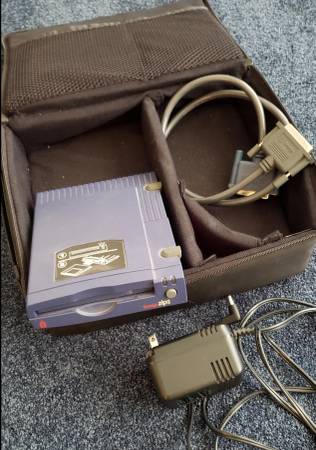 Iomega 100 MB External Zip Drive 1