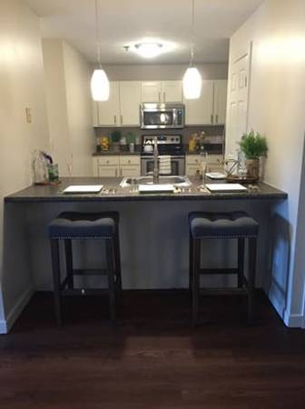$2,490 / 2 habitaciones - 875 pies² - Senderos para caminar en el lugar, pagos en línea disponibles, administración en el lugar (42 Wolf Rd, Lebanon, NH, EE. UU., Lebanon, NH)63656178191107122
