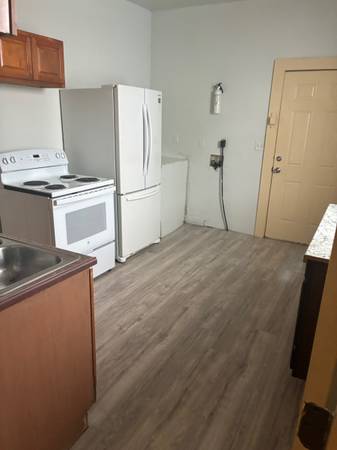 $1,095 / 2br - Two Bedroom Shotgun in Great Mid City Location (510 S. Hennessey)63792094323329123