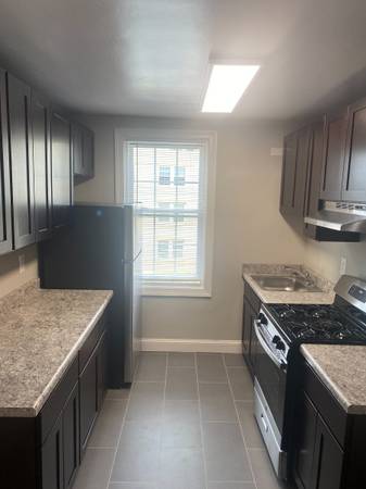 $1,805 / 1hab - 600ft2 - Oferta de otoño para este apartamento recién renovado de una habitación (Brookland)63843420085635120