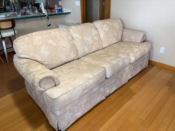 Queen-sized sleeper sofa 1