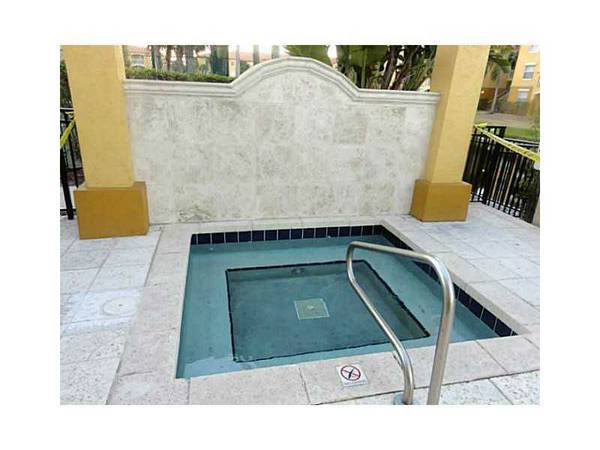 $2,725 / 3br - $2725 SPECTACULAR 3B/2B IN LA VIA (PEMBROKE PINES)64002014752131121