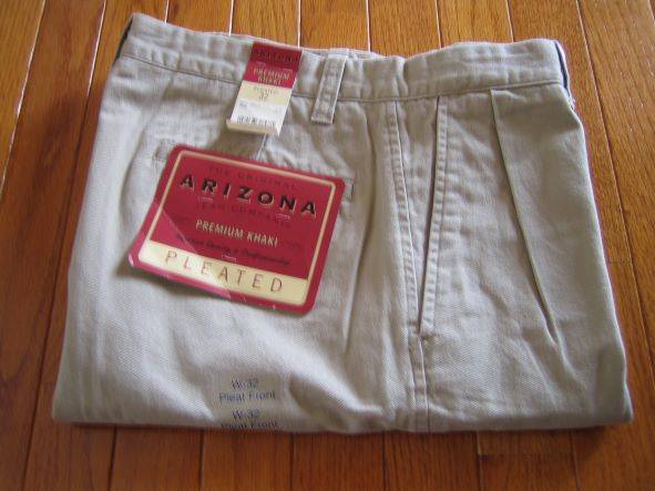 Brand New Men's Khaki Short 1