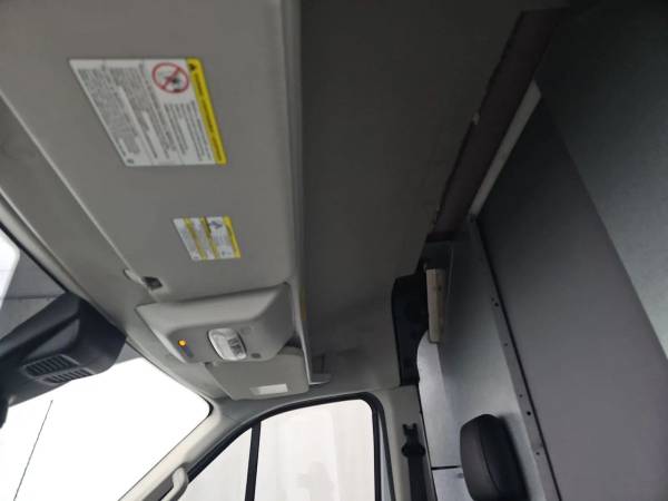 2020 Ford Transit 250 - Photo 11