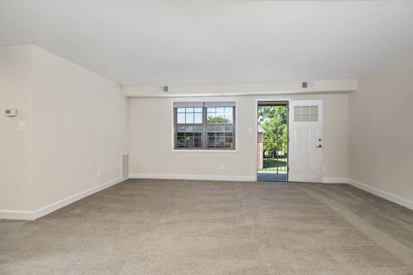 $1,810 / 1br - 850ft2 - Estacionamiento gratuito abundante, lavavajillas, admitimos mascotas63822288467585120