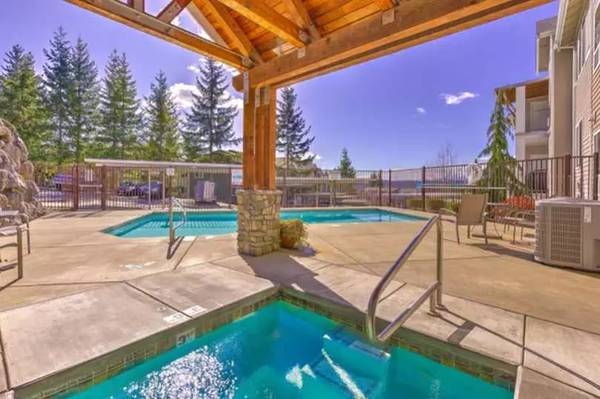 $2,195 / 2br - 1073ft2 - Unlock a world of comfort: Stellar 2 BR, 1073 Sq Ft homes. (Silverdale)63786614253443124