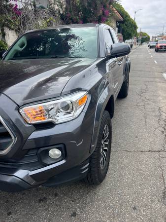 2016 Toyota - $21,500 (Los Angeles)63623831179011121