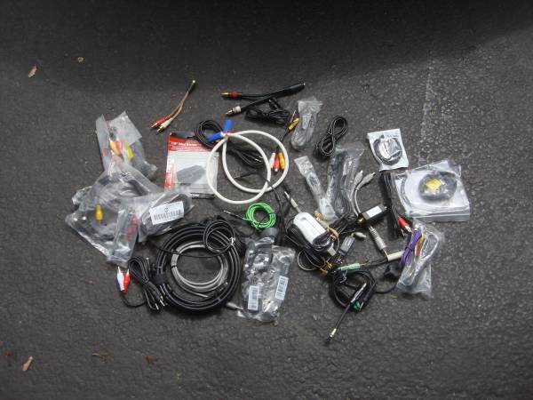 YOUR CHOICE OF AUDIO CORDS 1