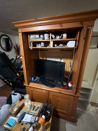 Solid wood entertainment stand 1
