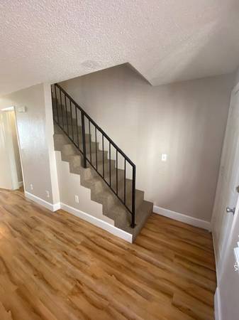 $1,500 / 2br - 833ft2 - ¡Última llamada para Sierra Townhomes! (Reno)63682291961347121