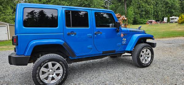 2016 Jeep Wrangler MOAB JKU LIFTED.                          16500 OBO - $16,750 (Arlington)63475966501379122