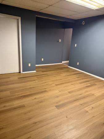 2 bedroom 1 bath apartment for rent 1