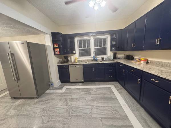 $695.00 / 1br - Vida de Calidad en Área Central en Bristol TN - Habitación PRIVADA - Todos los Servicios63786354568065121