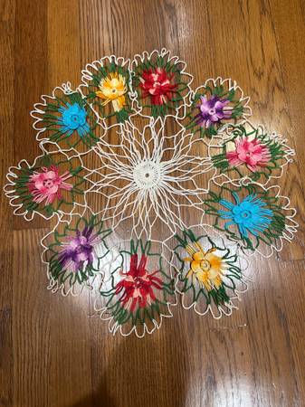 Divers Decorative objects, Colored balls or shoes flower holder 1