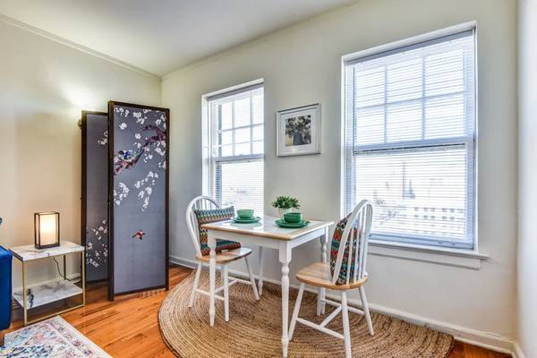 $1,170 Buena Park, 2nd & 3rd mo. Free, Lake and Skyline views (Lakeview)63898860908290124