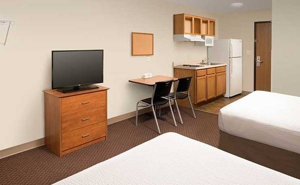 $1,199 / 1br - Explore Our Affordable Monthly Rates - No Lease, No Deposit Required! (8221 Stahl Rd, Evansville, IN)63953484687107123