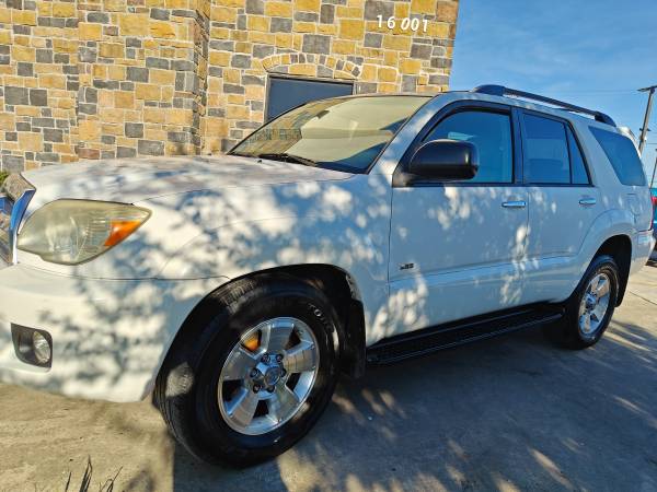 2010 Toyota 4Runner Ltd - $11,790 (Pflugerville)63439785775363123