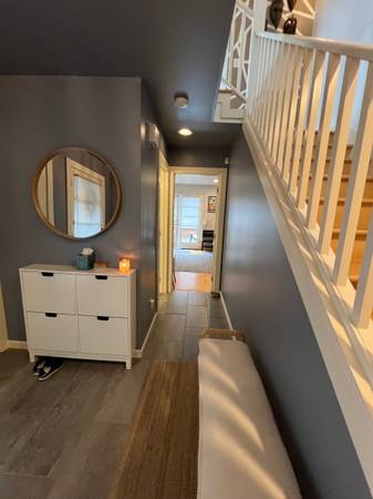 $4,500 / 3br - 1640ft2 - Bright, spacious, townhome in Madison Valley (3b/3.5ba) (Seattle)63995107984899122