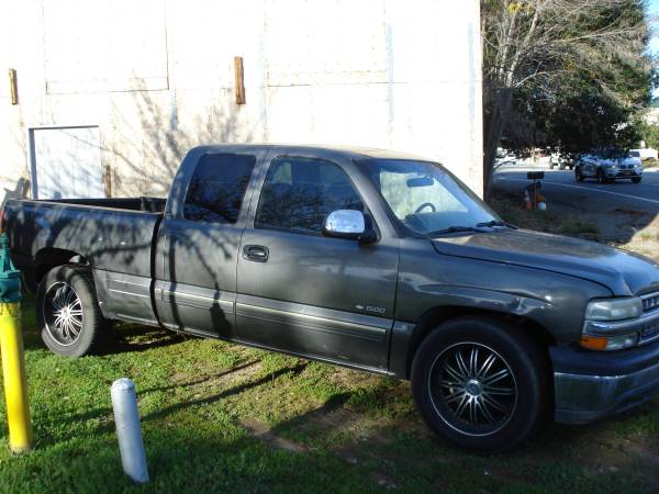 2002 Chevrolet Silverado Extended Cab 1