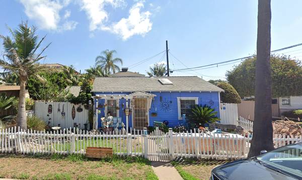 🌊 Off Market - Huntington Beach Fix & Flip / Development Play! 🌊 1