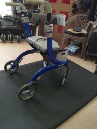 Rolling walker  nitro deluxe 1