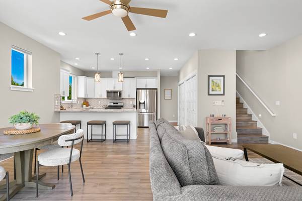 $2,995 / 4br - 2016ft2 - Condo/Townhome in Ferndale (Ferndale)63920959449219122