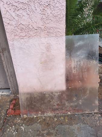 1/4 plexiglass 1