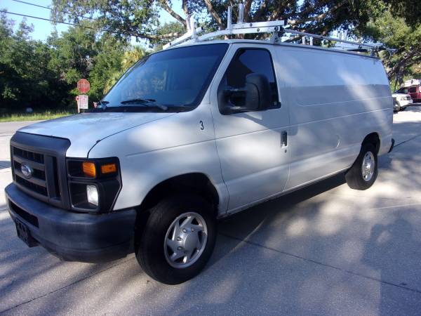 2009 FORD E150 CARGO VAN 1