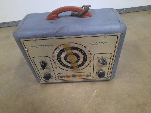 Electronics Vintage Superior Instruments Signal Generator $20.00 1