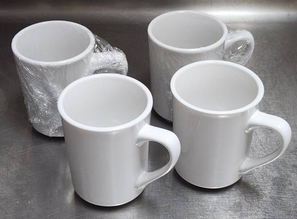 Porcelain coffee mugs 1