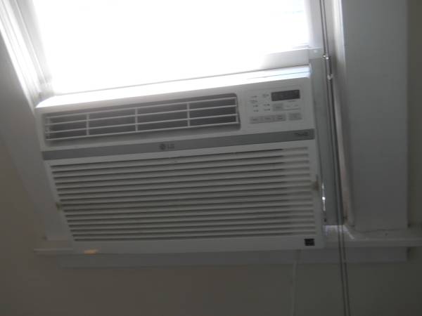 window a/c unit 1