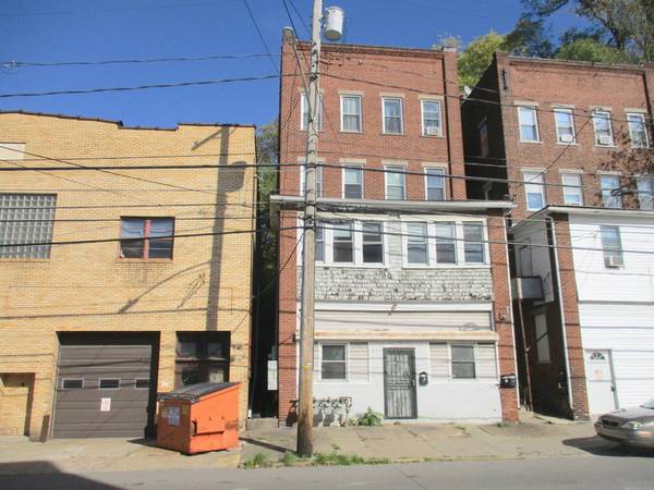 Apartment For Rent/238 Merchant St., Apt. #2 1