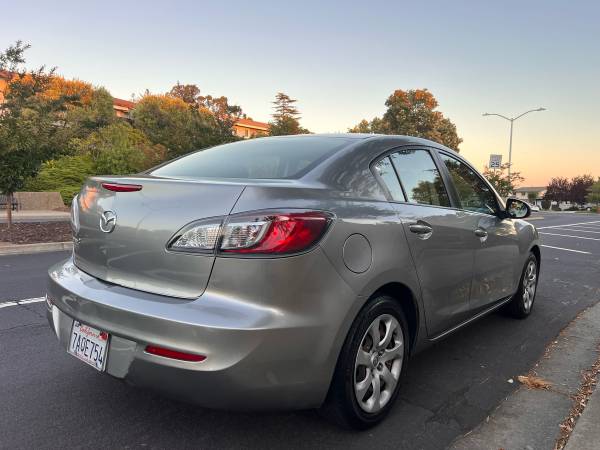 2012 MAZDA MAZDA3 I SPORT - 83k -Bajas millas - $6,800 (Hayward)63613871928449124