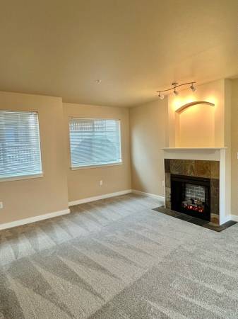 $1,774 / 1br - 671ft2 - Un Hermoso Apartamento de 1 Dormitorio - ¡Disponible Ahora!!🏡🌁 (Lakewood)63807984355969124