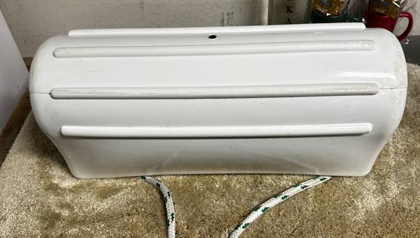 Taylor Made Stern fender 1