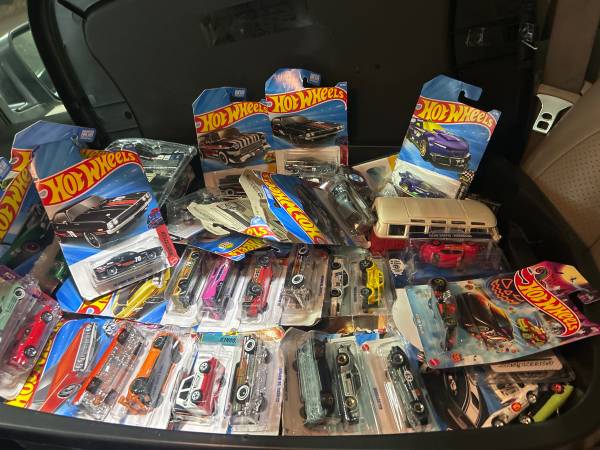 Hotwheels 1