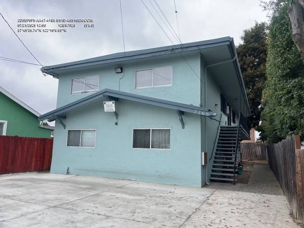 $1,950 / 2br - 2 bedroom Oakland apartment on 83rd Ave (oakland hills / mills)64049801534721120