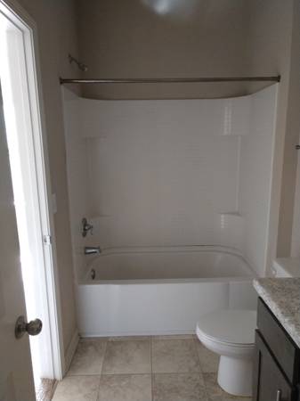 $850 / 2br - 2Bed/2Bath in nice gated Asheville community (Asheville)64029209425667123