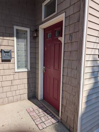 $1,600 / 1br - 0640ft2 - 1 dormitorio con calefacción y estacionamiento (Salem)63951148722178120