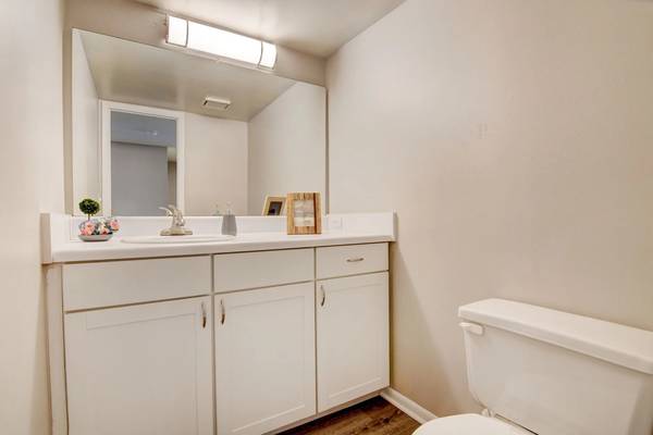 $2,950 / 4br - 1252ft2 - Let us help you find your next home! Check out this 4 bed, 2.5 bath! (Lake Worth)64002016320385121