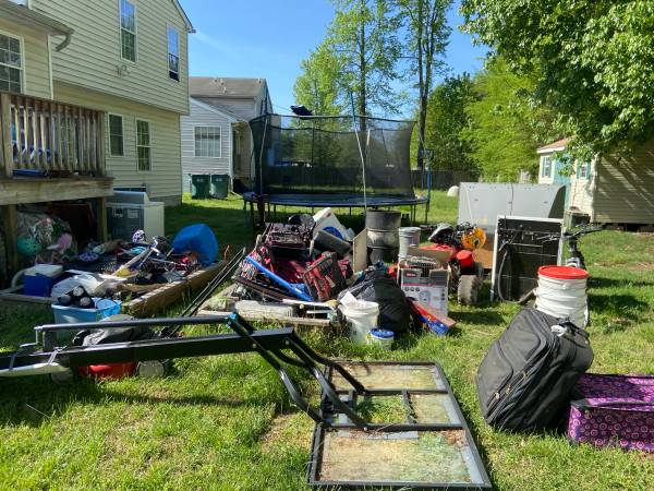 EZ JUNK REMOVAL & HAULING♻️✅ - Richmond 1